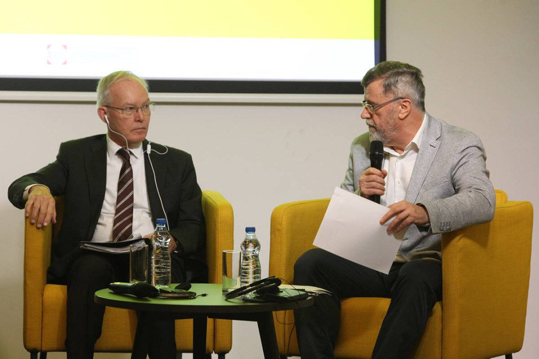 Predstavnik OEBS za slobodu medija Jan Bratu i Veran Matić (foto: Milan Obradović / OEBS)