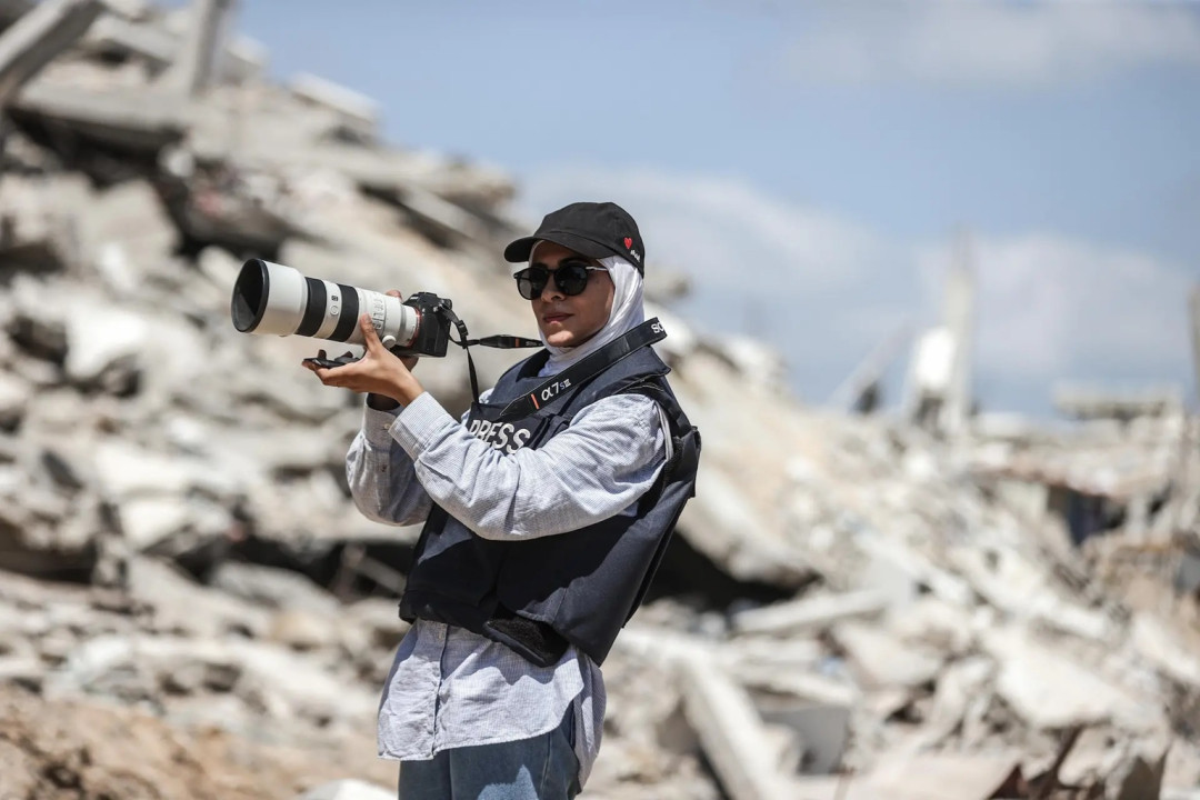 Palestinska novinarka Šuruk al-Alija na zadatku (foto: privatna arhiva)