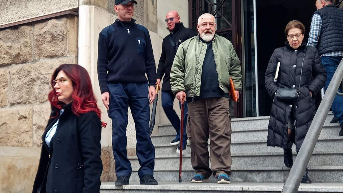 Milan Radonjić i Ratko Romić sa advokaticom Zorom Dobričanin (foto: Cenzolovka)
